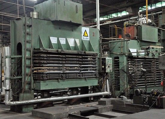 Fancy Wood Veneer Santos Rosewood Manmade Veneer Sheet 2050-3200mm Voor Muziekinstrumenten China Factory