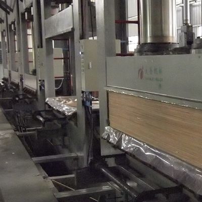 Hoogwaardig gereconstitueerd hout fineer hol vierkant hout HSW-X1# onregelmatige textuur 3100mm Voor hoteldecoratie fabriek