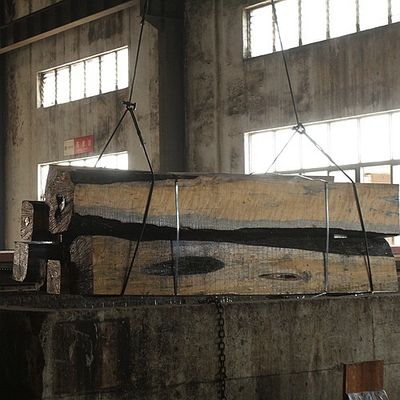 Amerikaanse Natuurlijke van de de Besnoeiingskroon van het Esdoorn Houten Vernisje Vlakke de Besnoeiingsdikte 0.5mm Goede Kwaliteit voor Meubilair en Muzikaal Instrument