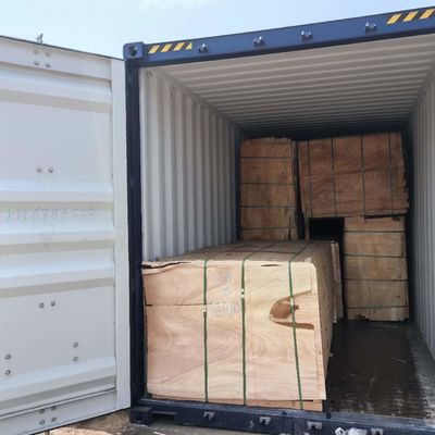 2440*1220 Volledig stuk Gabon Okume houten fineer 0.2mm - 0.4mm Voor Fancy Panels Factory